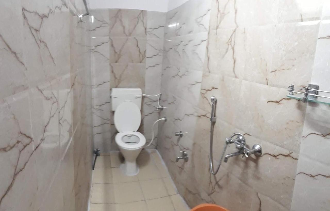 Hotel Himalayan Inn Uttarkashi Ngoại thất bức ảnh